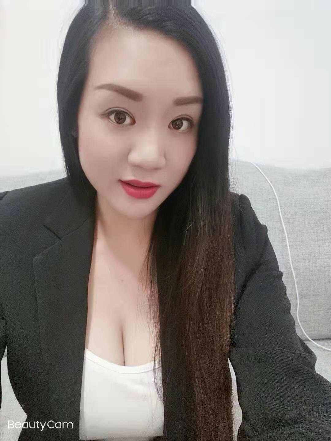 服务态度很好的妹子