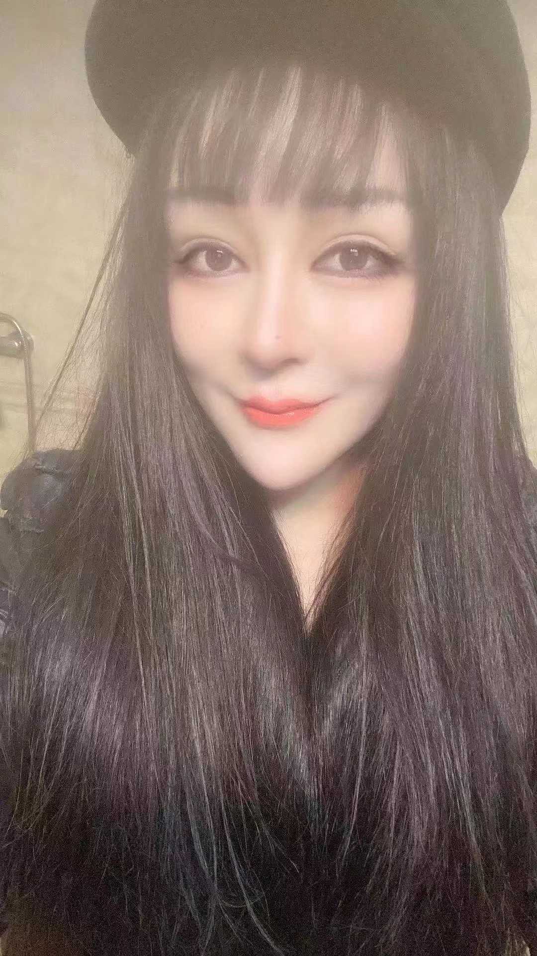 东gsqt服务，整过容服务态度很好，很健谈不会让你尴尬